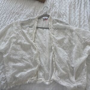 Elegant White Lace Kimono Robe